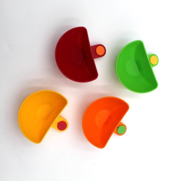 Set of 4 Dip Clip Bowls For Plate Sauce Grab Clip-on Dip Holders Dip Containers - Picture 2 of 4
